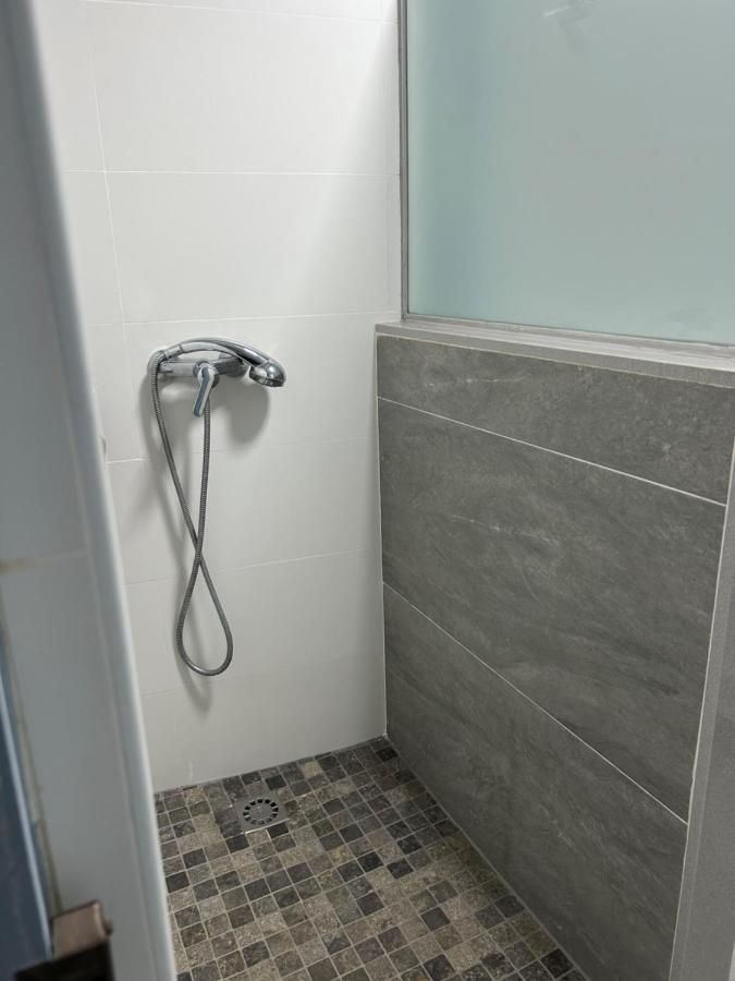 Acogedora Y Moderna Casa En Pueblo Villa Serra Exteriör bild