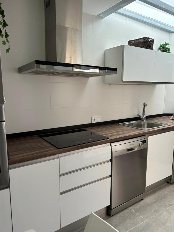 Acogedora Y Moderna Casa En Pueblo Villa Serra Exteriör bild